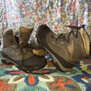 Merrill Snowbound Waterproof Dark Earth SKU581